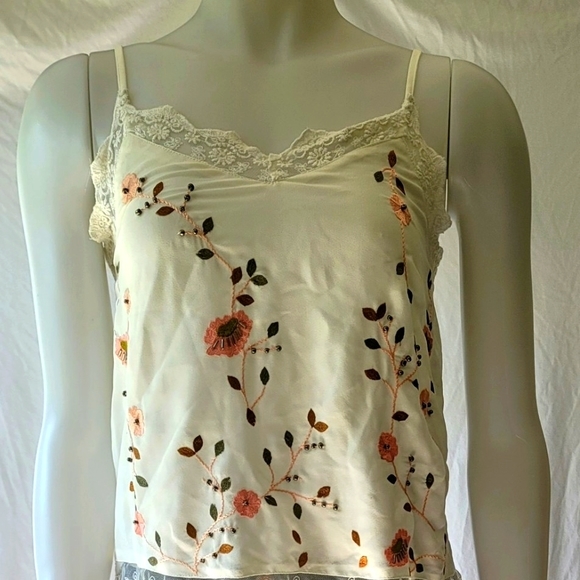 BRAND NEW! Buffalo by David Bitton Petite Beaded Floral Cami Top Size XS - Picture 1 of 13